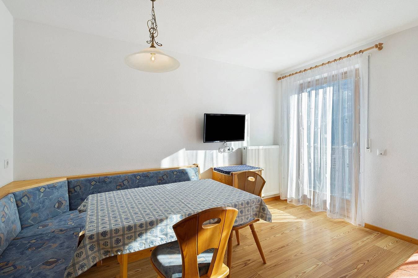 Foto 9 von 23: Apartment 'Rungghof 1' mit Bergblick, Gemeinschaftsterrasse und WLAN