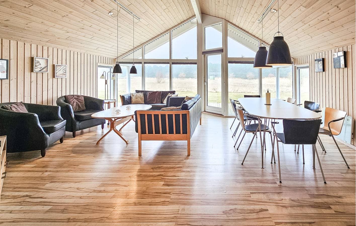 Foto 3 von 19: Ferienhaus für 8 Personen mit Whirlpool