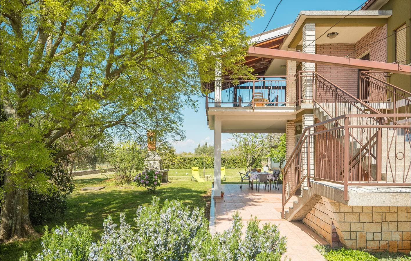 Foto 7 von 27: Gemütliche Ferienwohnung mit Terrasse, WLAN und Klimaanlage in der Nähe der Küste und des Stadtzentrums