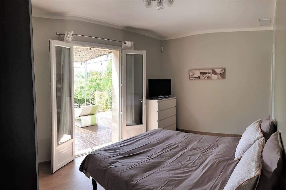 Foto 6 von 30: Zeitgenössische Villa 500 m Strand und Club 55