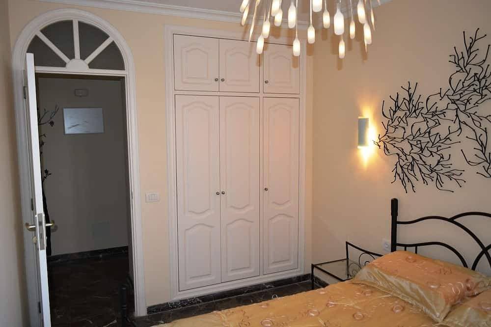 Foto 4 von 19: Apartament With Stunning Views