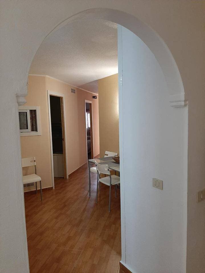 Foto 9 von 21: Two-Bedroom Apartment