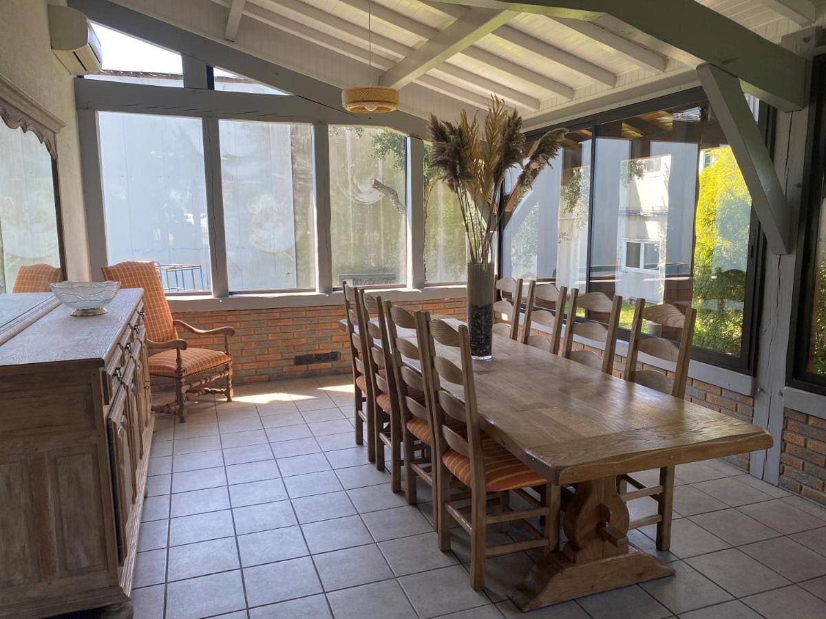Foto 4 von 23: Villa with Private Pool
