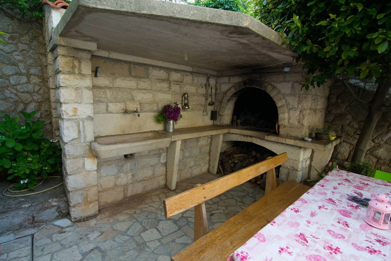 Foto 8 von 23: 1-Zimmer-Ferienwohnung mit Terrasse Mali Losinj, Losinj -b