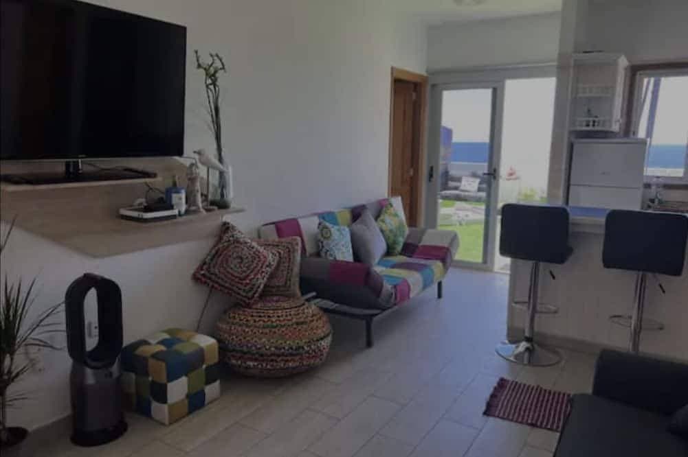 Ocean Side Harbour Paradise Apartment 1