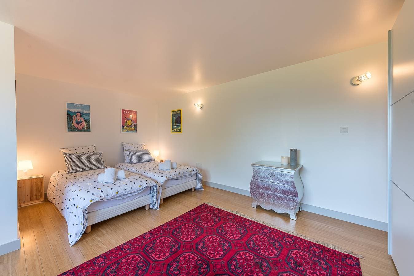 Foto 12 von 24: Villa für 8 Personen mit Balkon