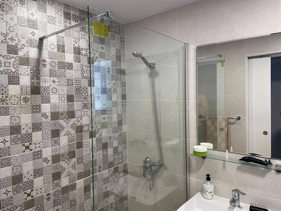 Foto 8 von 11: Habitación Privada en apartamento de lujo