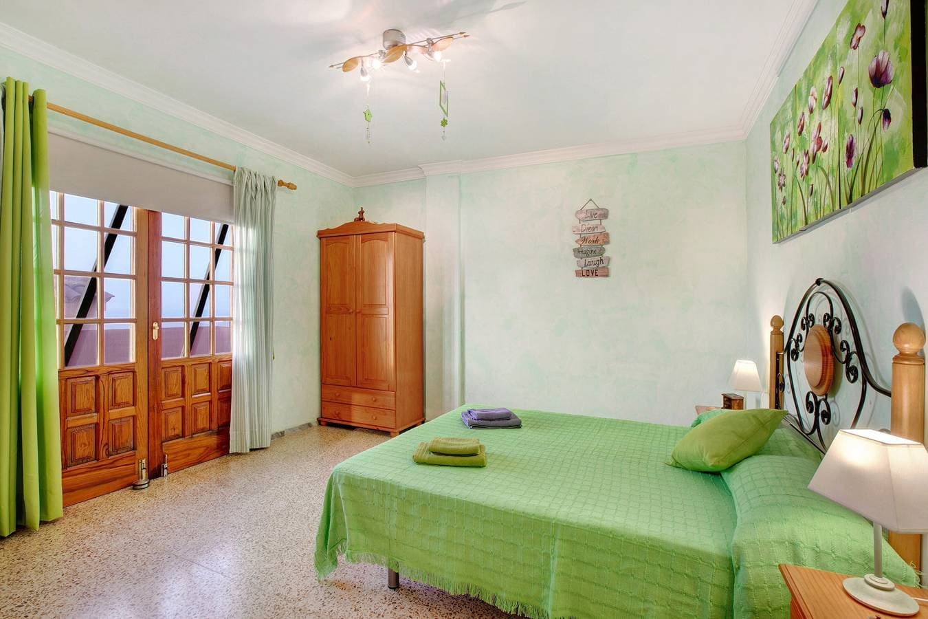 Foto 10 von 33: Ferienhaus Petite Paradise mit Meerblick, Pool und WLAN