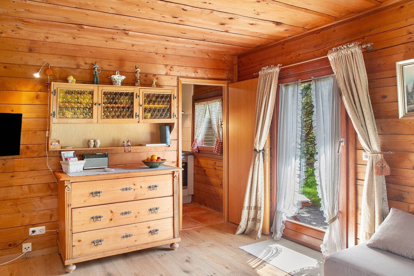 Foto 5 von 25: Ferienhaus 'Grashäusl' mit Bergblick und privater Terrasse