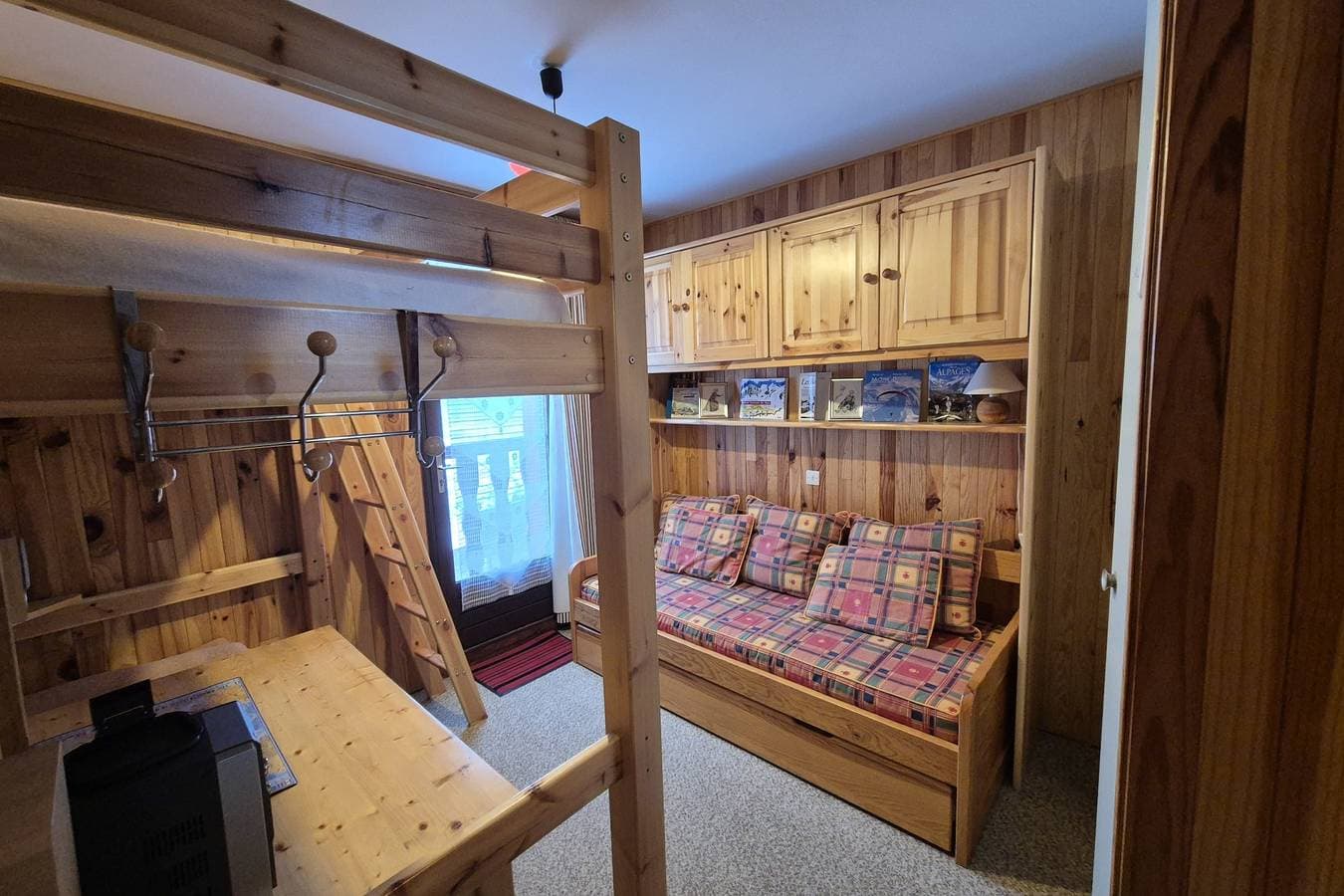 Foto 13 von 25: Ferienwohnung für 4 Personen mit Terrasse