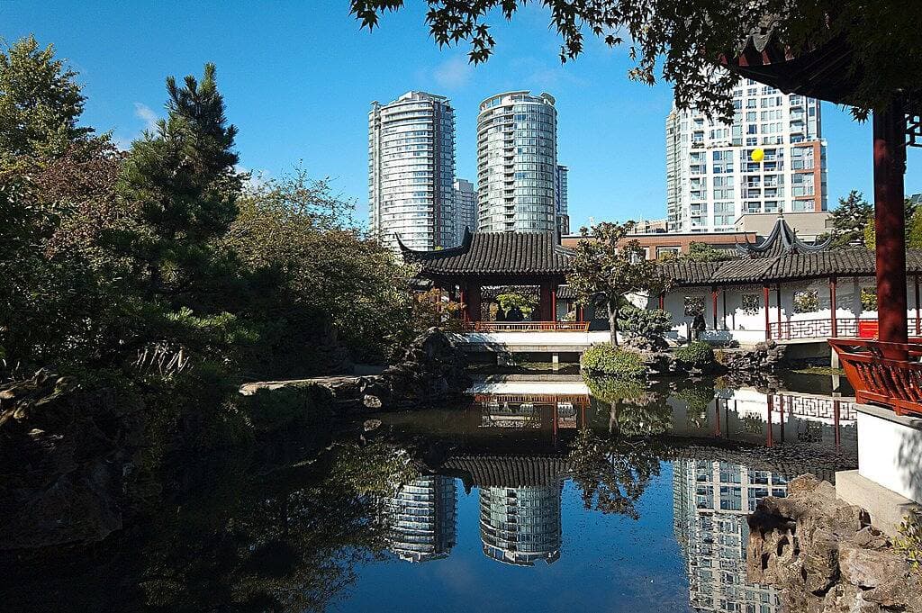 Foto 3 von 33: Vancouver condo: surreal water/mountain/harbor views 2Beds/2Ba