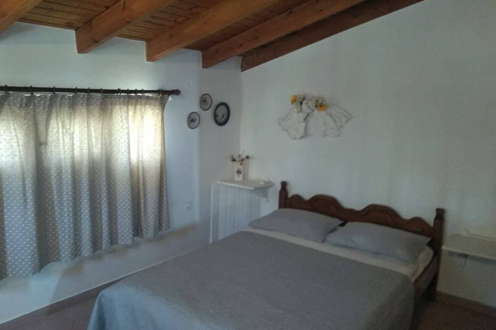 Foto 2 von 30: Evis Dachboden in Agios Gordios