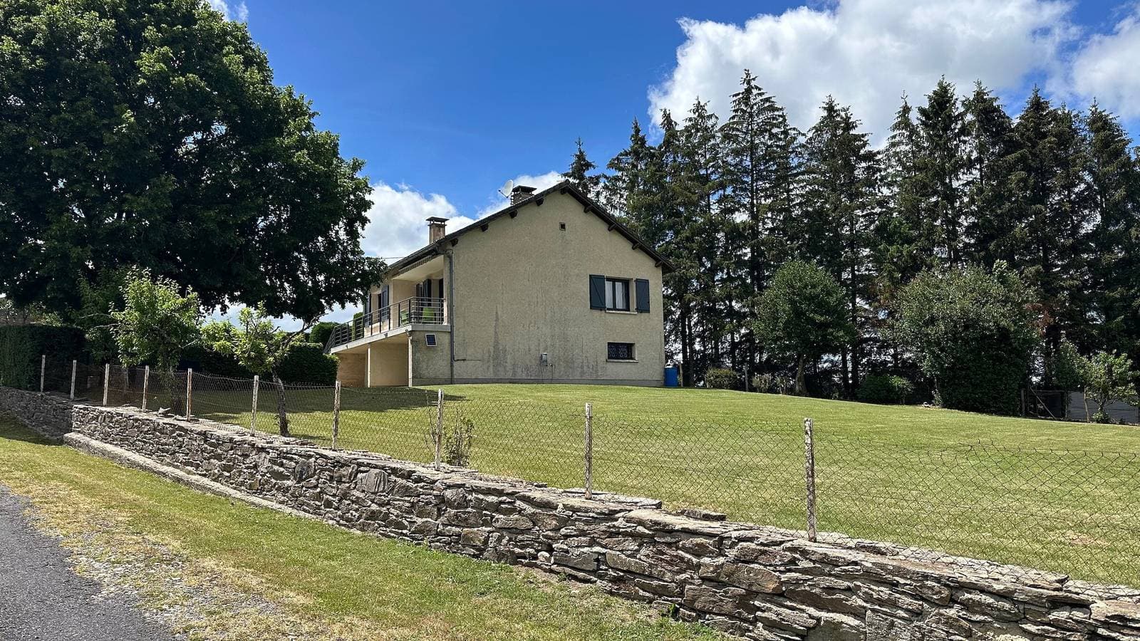 Foto 4 von 16: Ferienhaus „La Maison De Campagne“ mit Bergblick, privater Terrasse und Garten