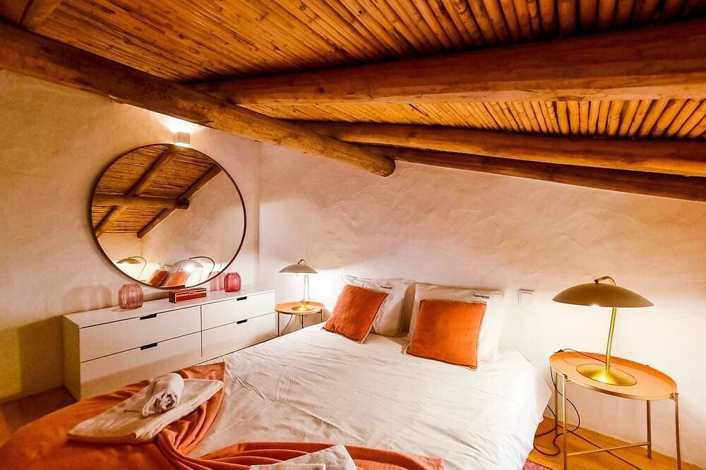 Foto 3 von 8: Flh Vale Judeu Rustic Mezzanine Cottage I