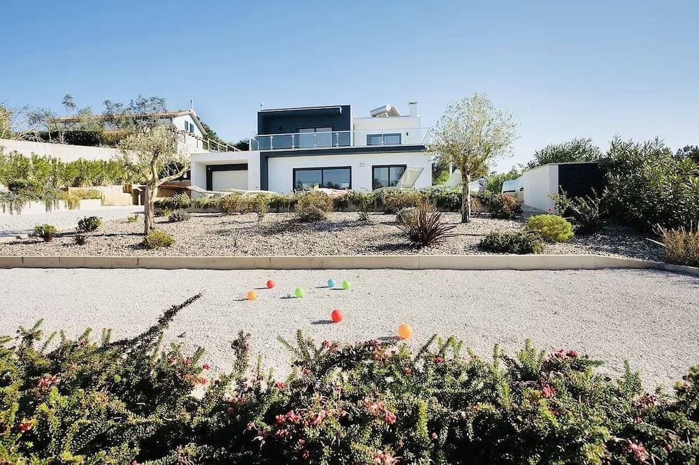 New holiday home for max. 8 people with heated private pool in Portugal! 1