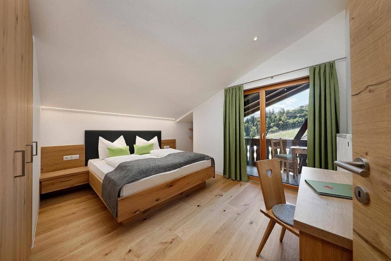 Moserhof 1