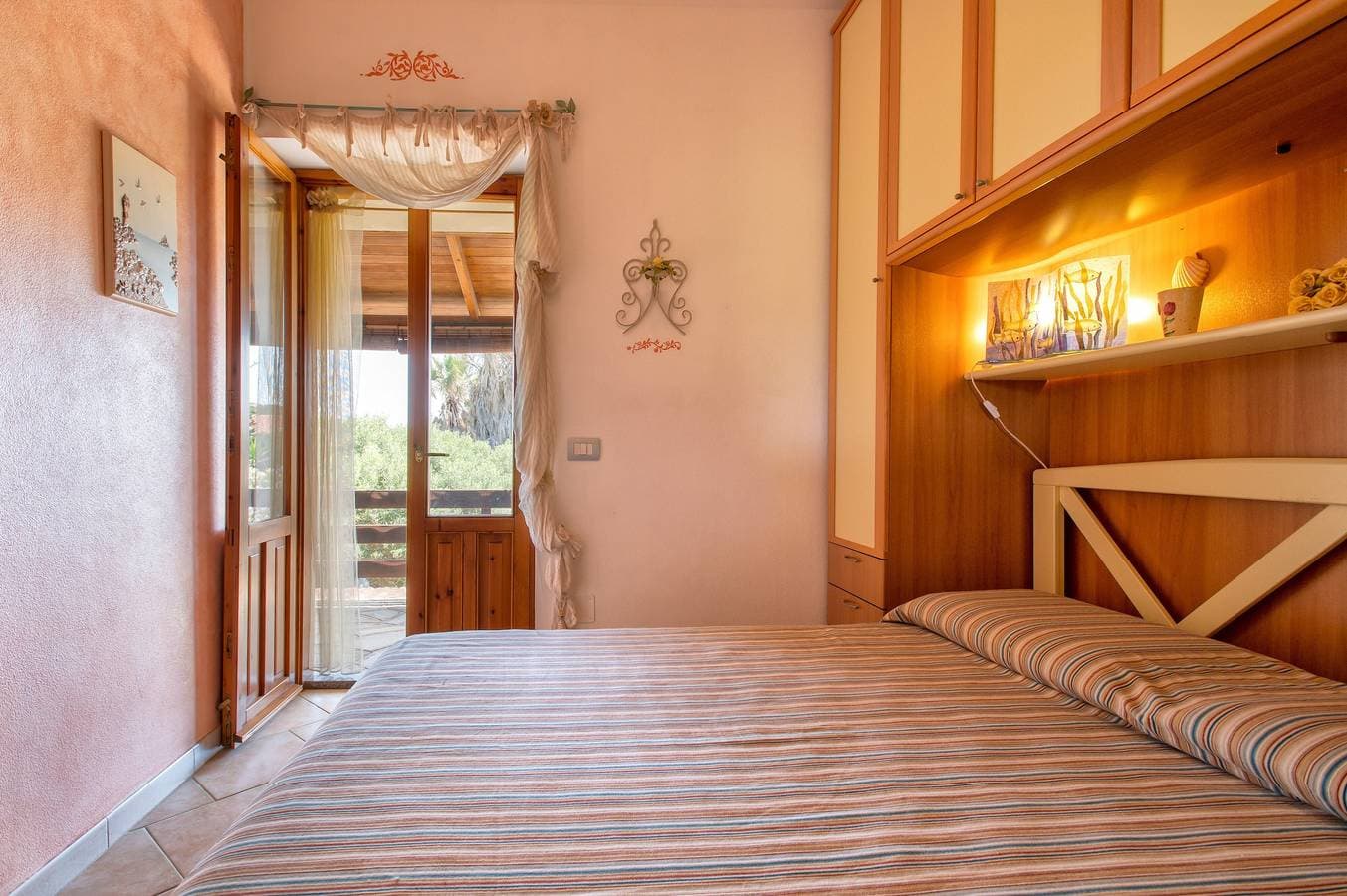 Foto 8 von 22: Ferienhaus 'Stintino La Pelosa' mit privater Terrasse, WLAN und Klimaanlage