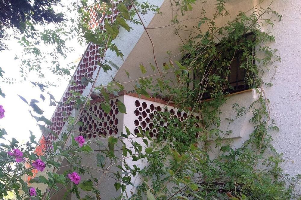 Foto 12 von 30: Andalusische Villa, Pool 4x8m, 2 Doppelbetten, Strand 400M, Nahe zu Restaurants