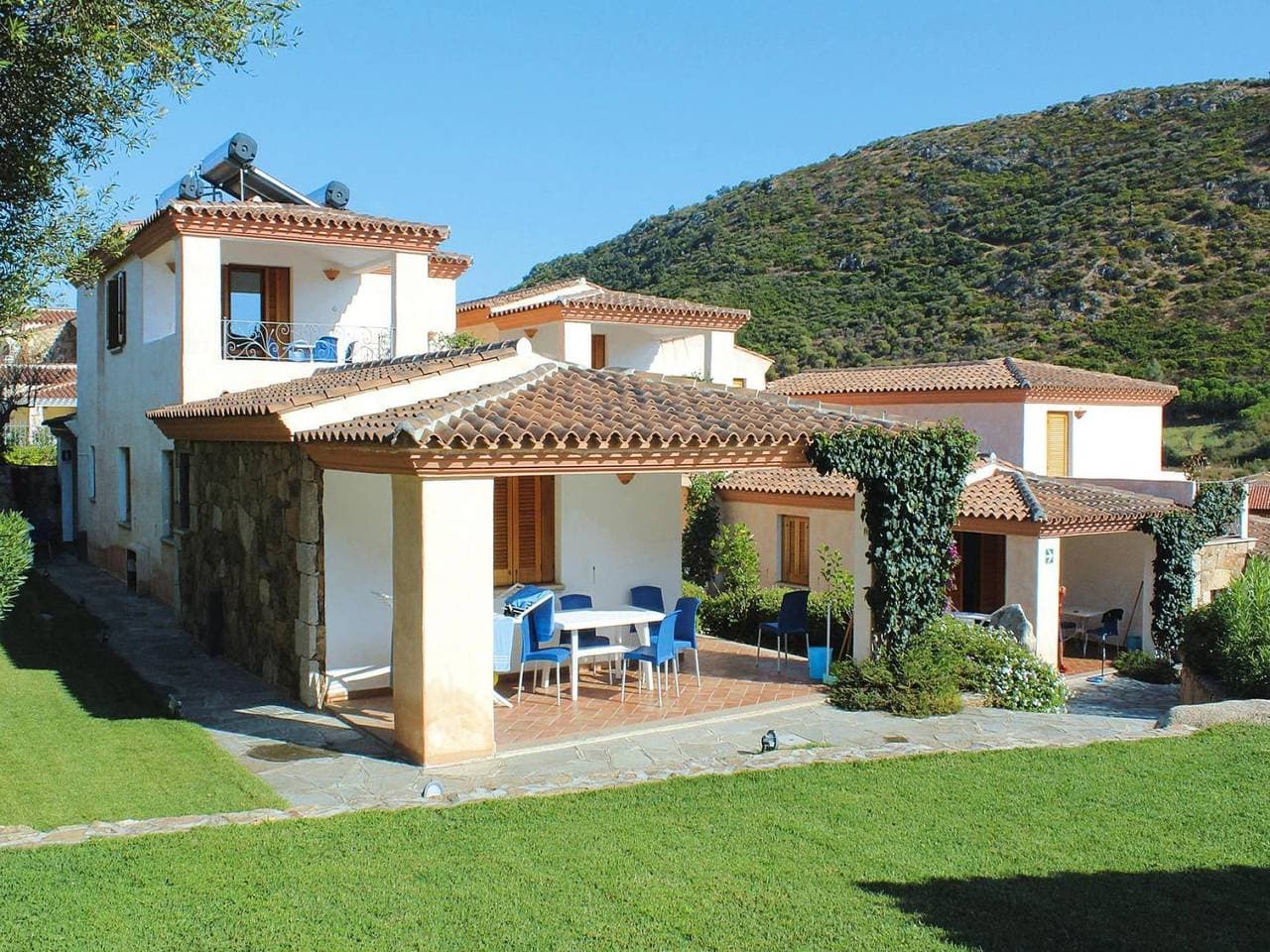 Residence mit Pool in Tanaunella-Budoni 1