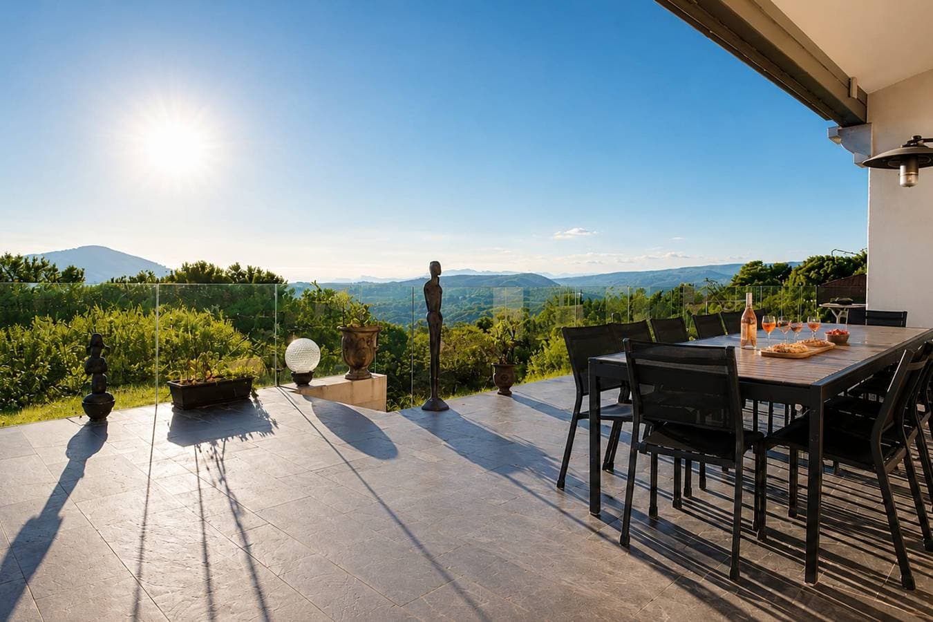 Foto 9 von 41: Ferienhaus für 15 Personen mit Balkon