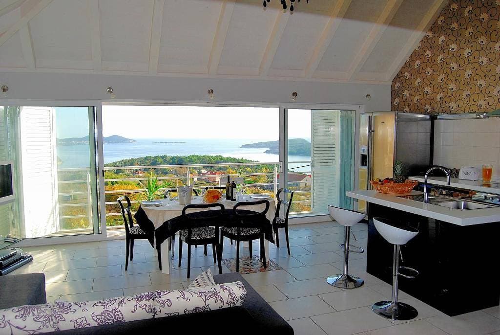 Foto 8 von 32: Villa für 10 Personen mit Meerblick