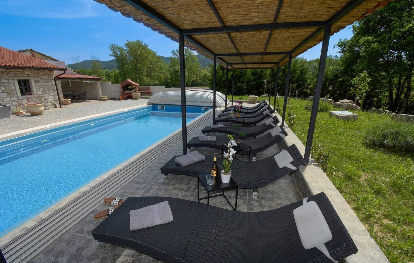 Foto 13 von 54: Geräumige Ferienwohnung mit Pool und WLAN, in der Nähe des Restaurants „Konoba Dolina“