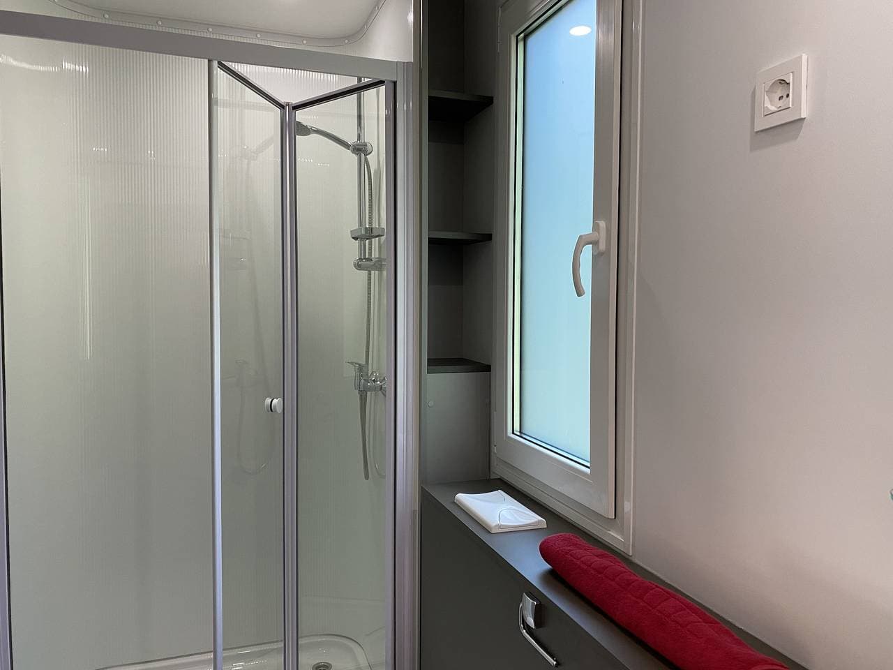 Foto 4 von 19: Bungalow für 4 Personen mit Terrasse