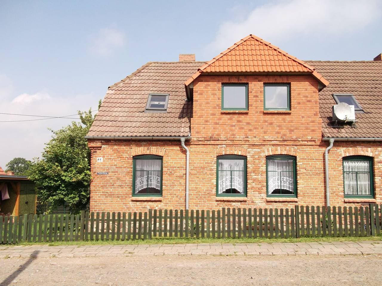 Appartement mit Garten, Grill und Terrasse 1