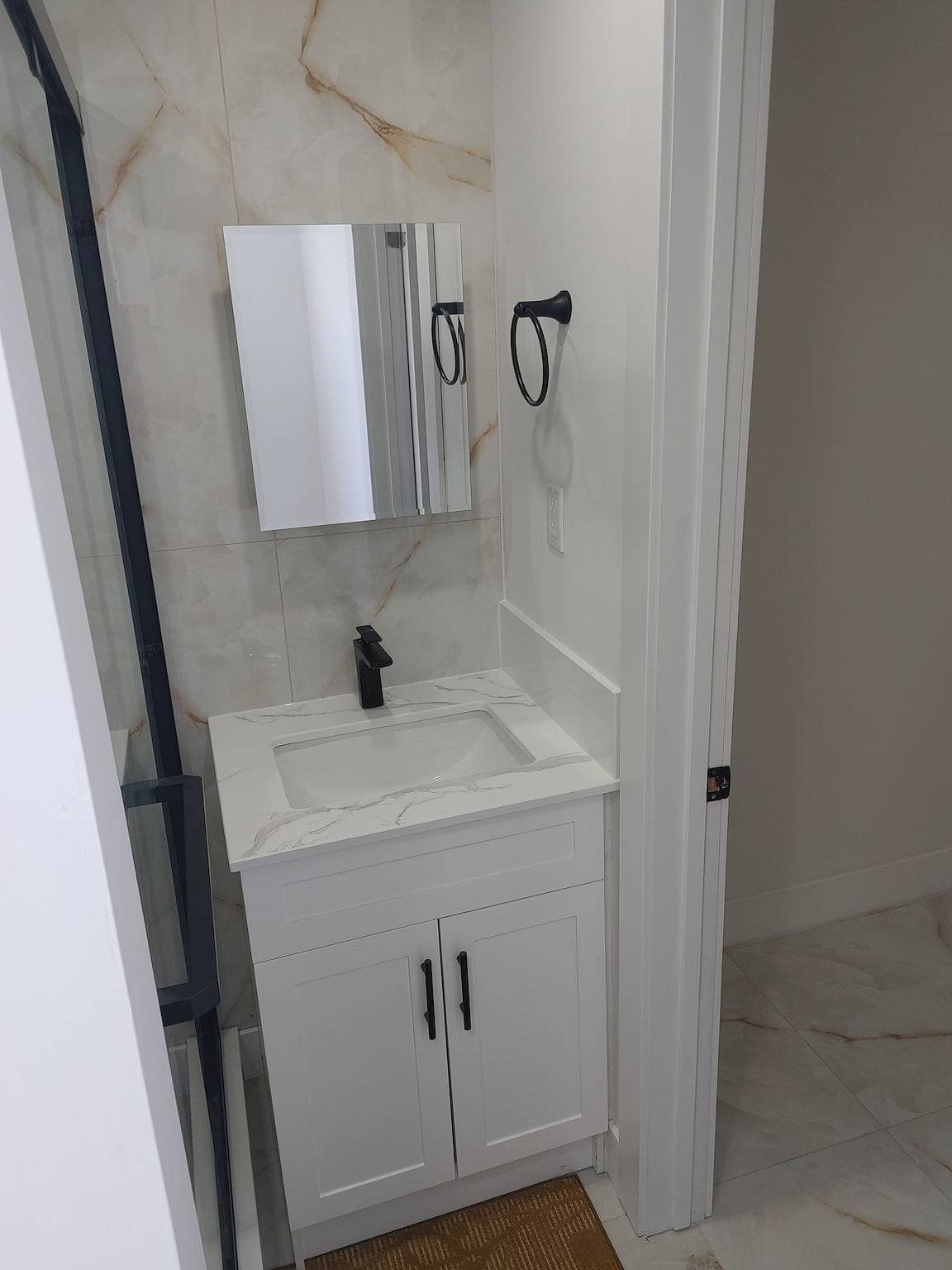 Foto 13 von 30: Gemütliches Gästezimmer mit Flussblick im Zentrum von Saint John