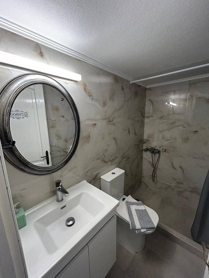 Foto 5 von 9: One-Bedroom Apartment