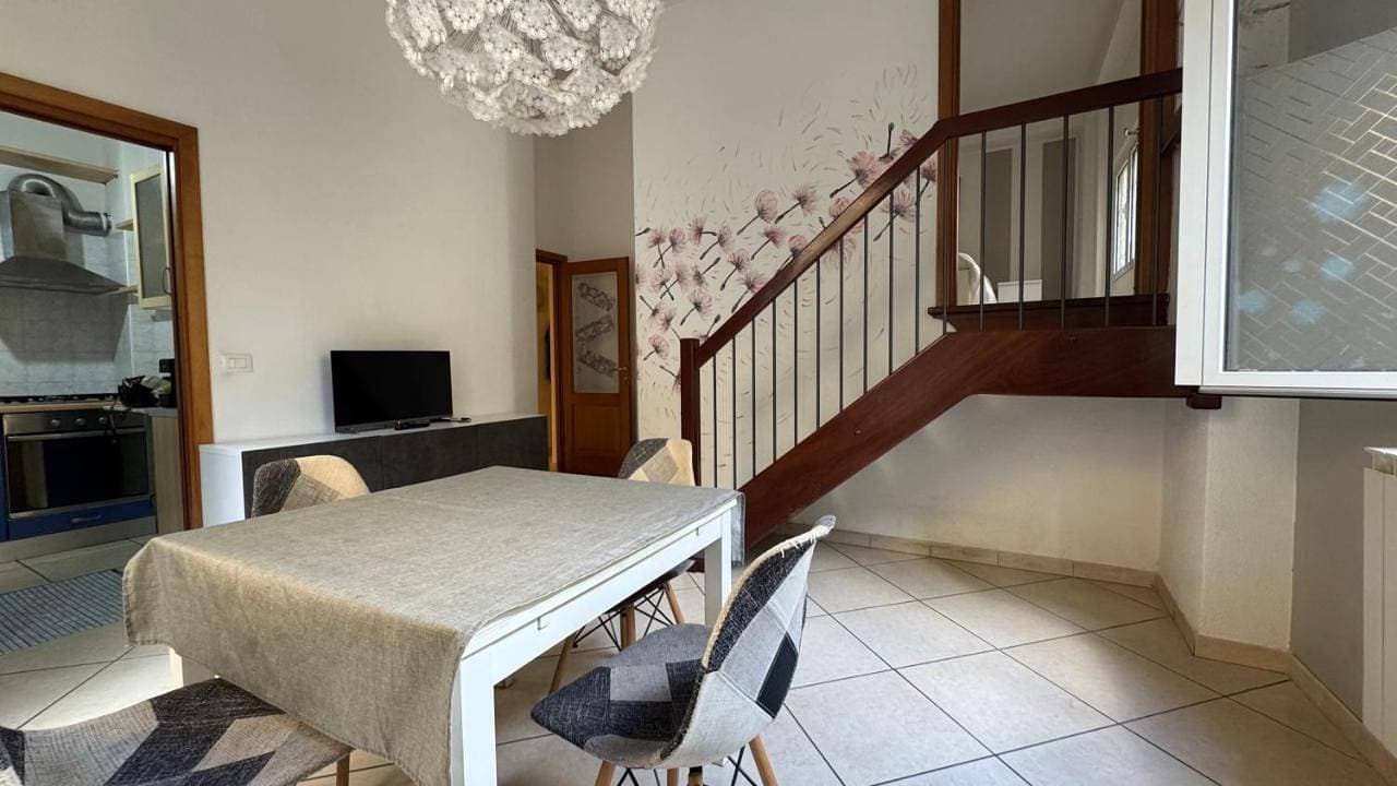 Foto 7 von 32: Two-Bedroom Apartment