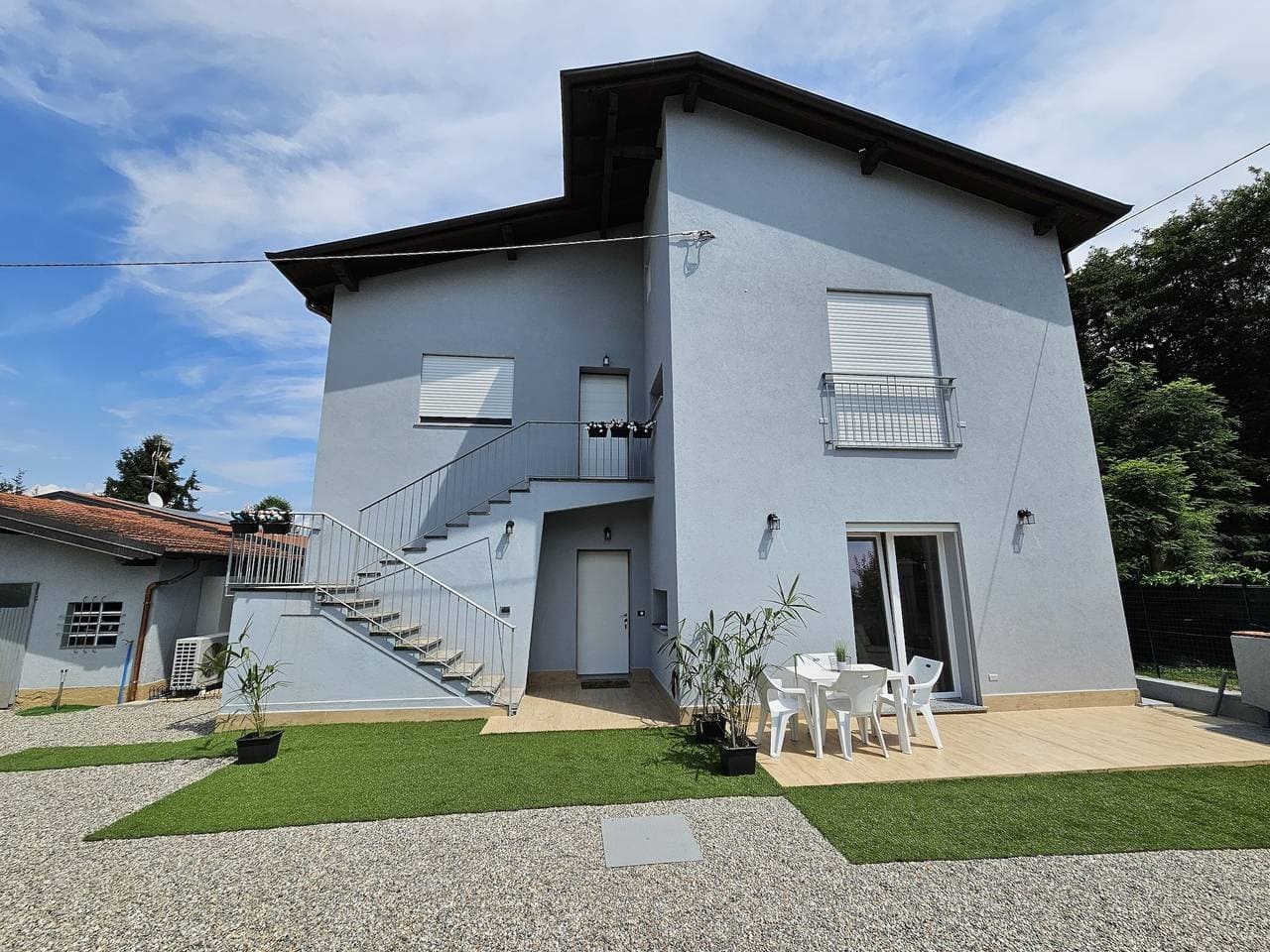 Foto 2 von 36: Ferienhaus 'Villa Lilia Appartamento Verde' mit Gemeinschaftsgarten und WLAN
