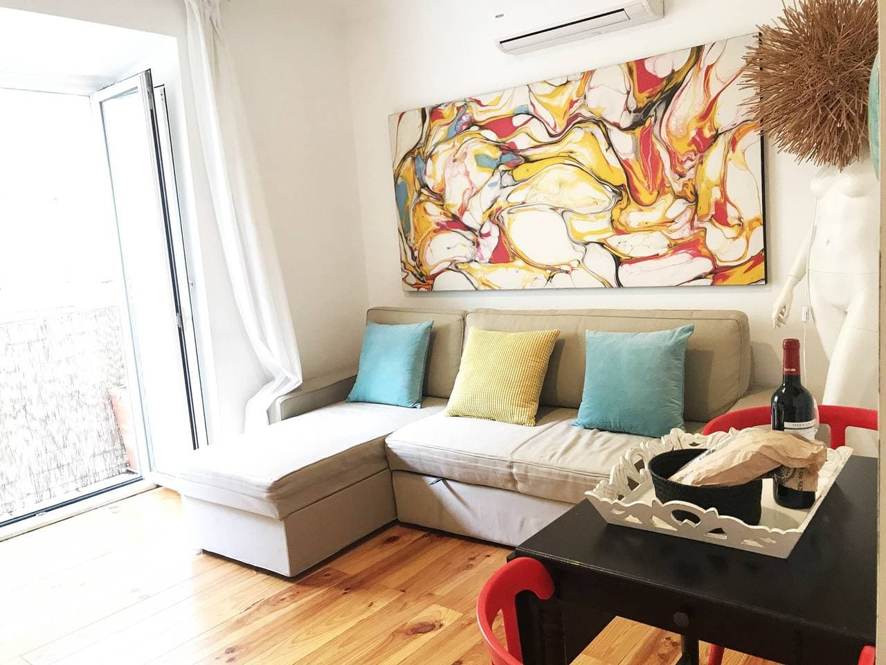 Foto 5 von 25: Ferienwohnung für 4 Personen mit Balkon/Terrasse