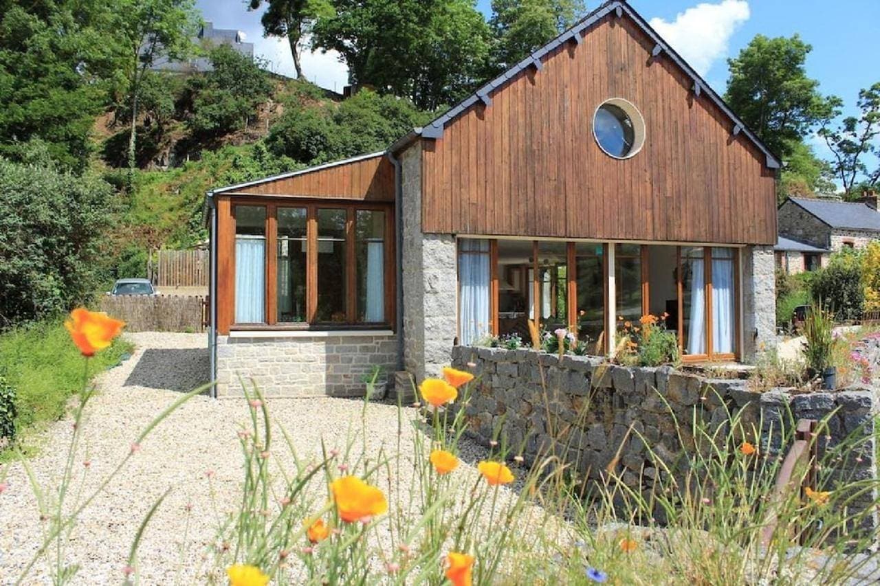 Quai Du Val, A Stunning Property With River View 1