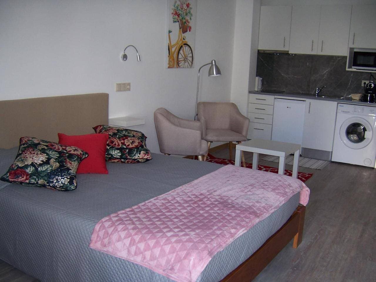 Foto 9 von 15: Studio Apartment