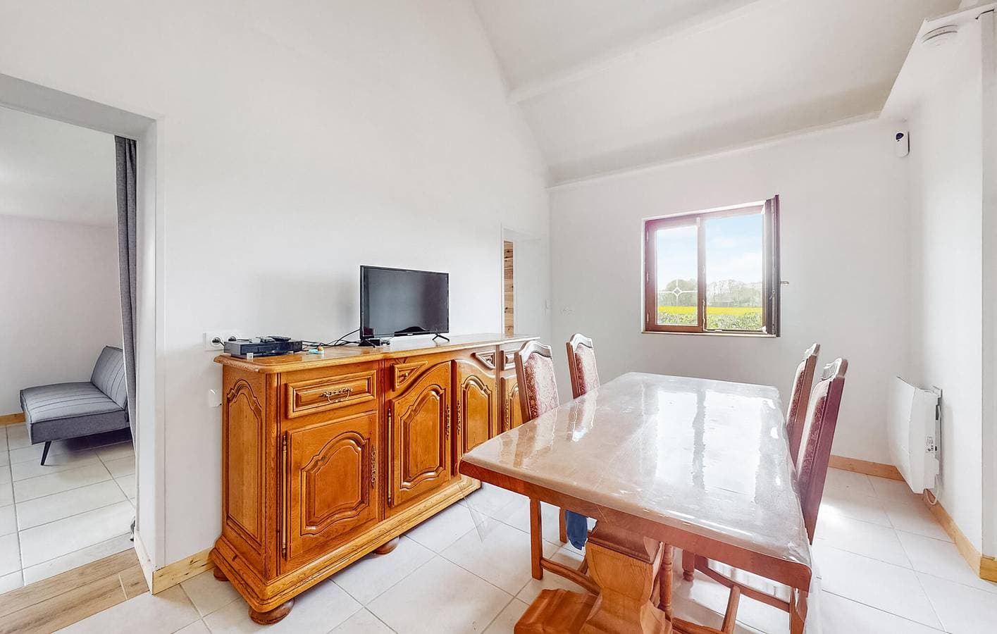 Foto 5 von 34: Gemütliches Apartment mit WiFi, Parkplatz und Garten, nahe Fluss und Küste