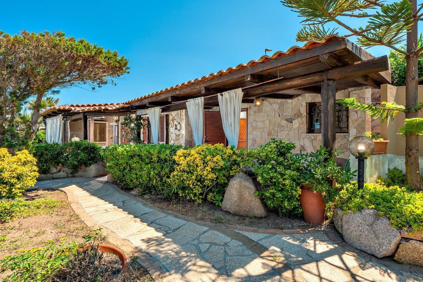 Foto 4 von 24: Charmante Villa mit Meerblick, WLAN, Garten und Terrasse