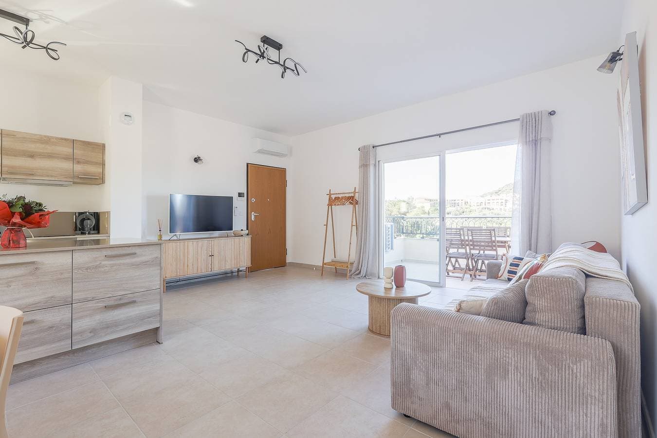 Foto 13 von 15: Ferienwohnung für 4 Personen mit Terrasse