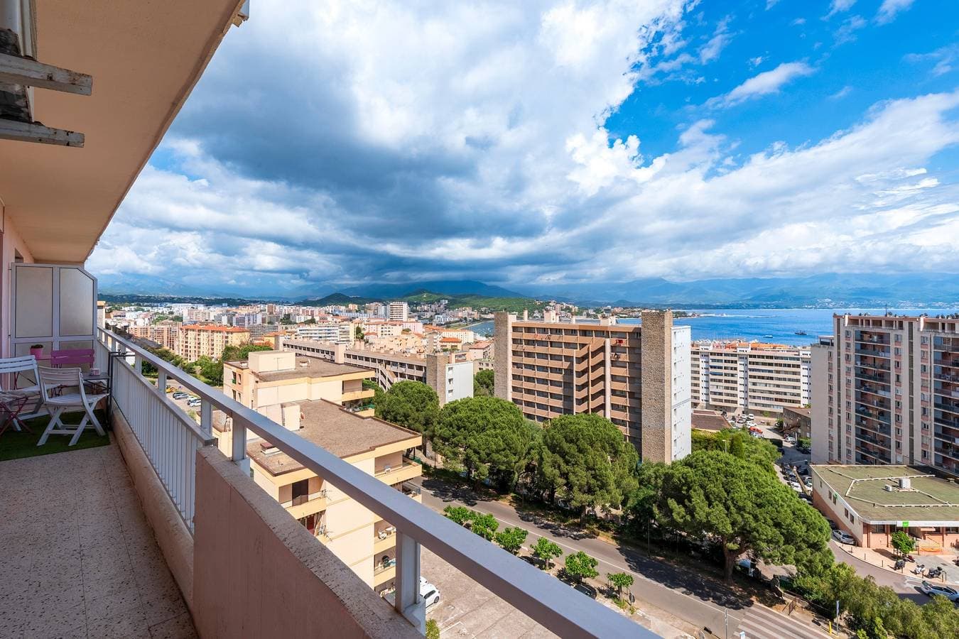 Foto 11 von 15: Ferienwohnung für 4 Personen mit Balkon
