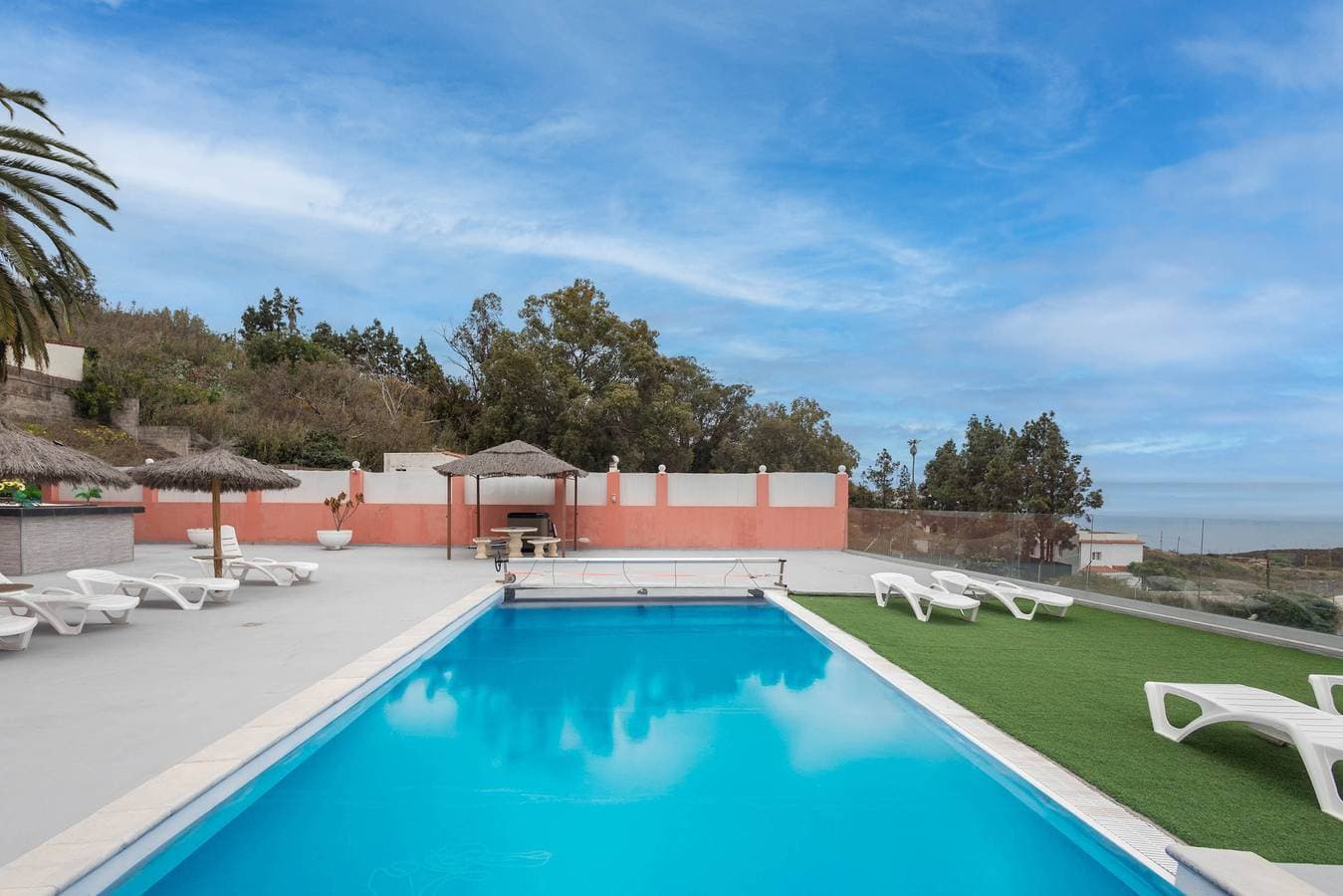Foto 5 von 56: 4Br Chalet El Romero-Private Pool, BBQ & Chill