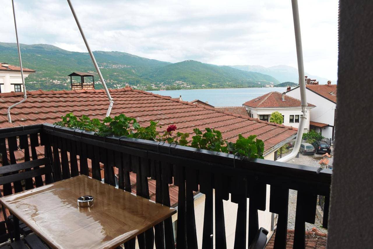 Foto 8 von 46: Apartment with Lake View