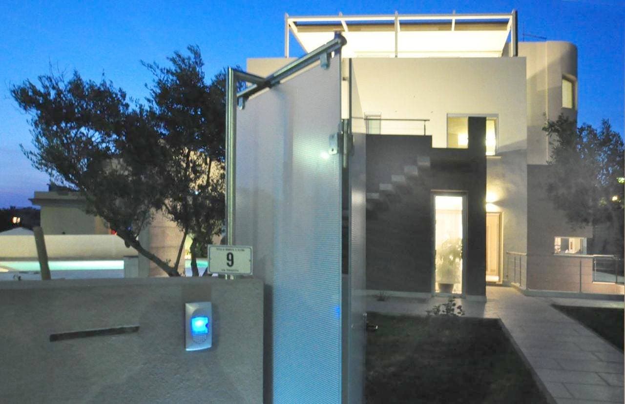 Art House Quartu - Margine Rosso 1