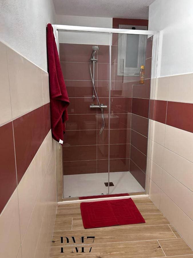 Foto 4 von 17: One-Bedroom Apartment