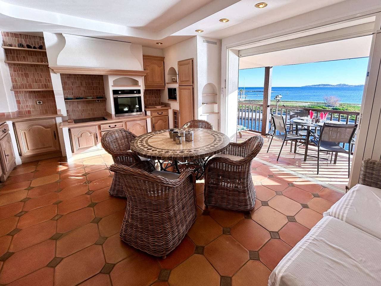3-Zimmer-Wohnung in Port Grimaud II mit Meerblick und WLAN 1