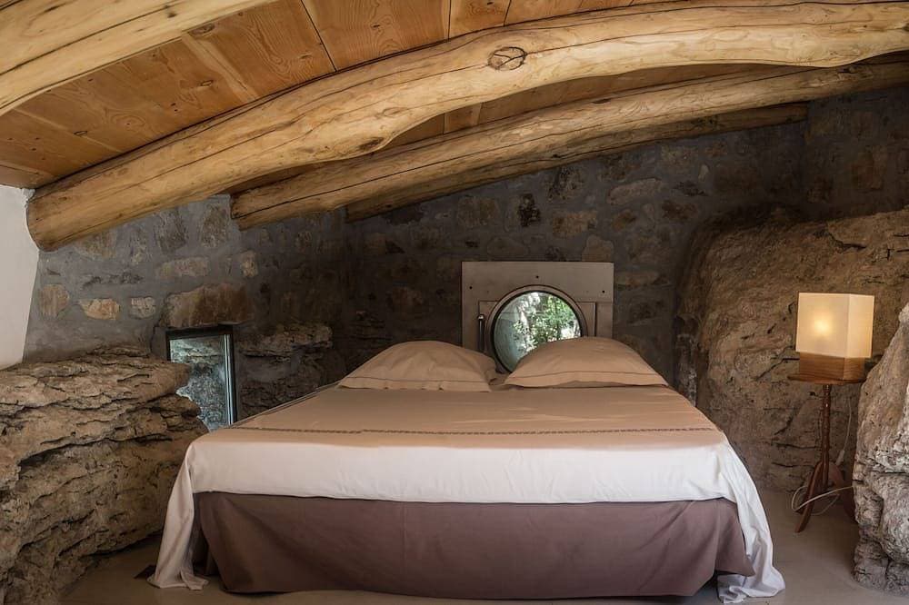 Foto 2 von 13: Unusual accomodation - Cave & pool (2 to 5 p.)
