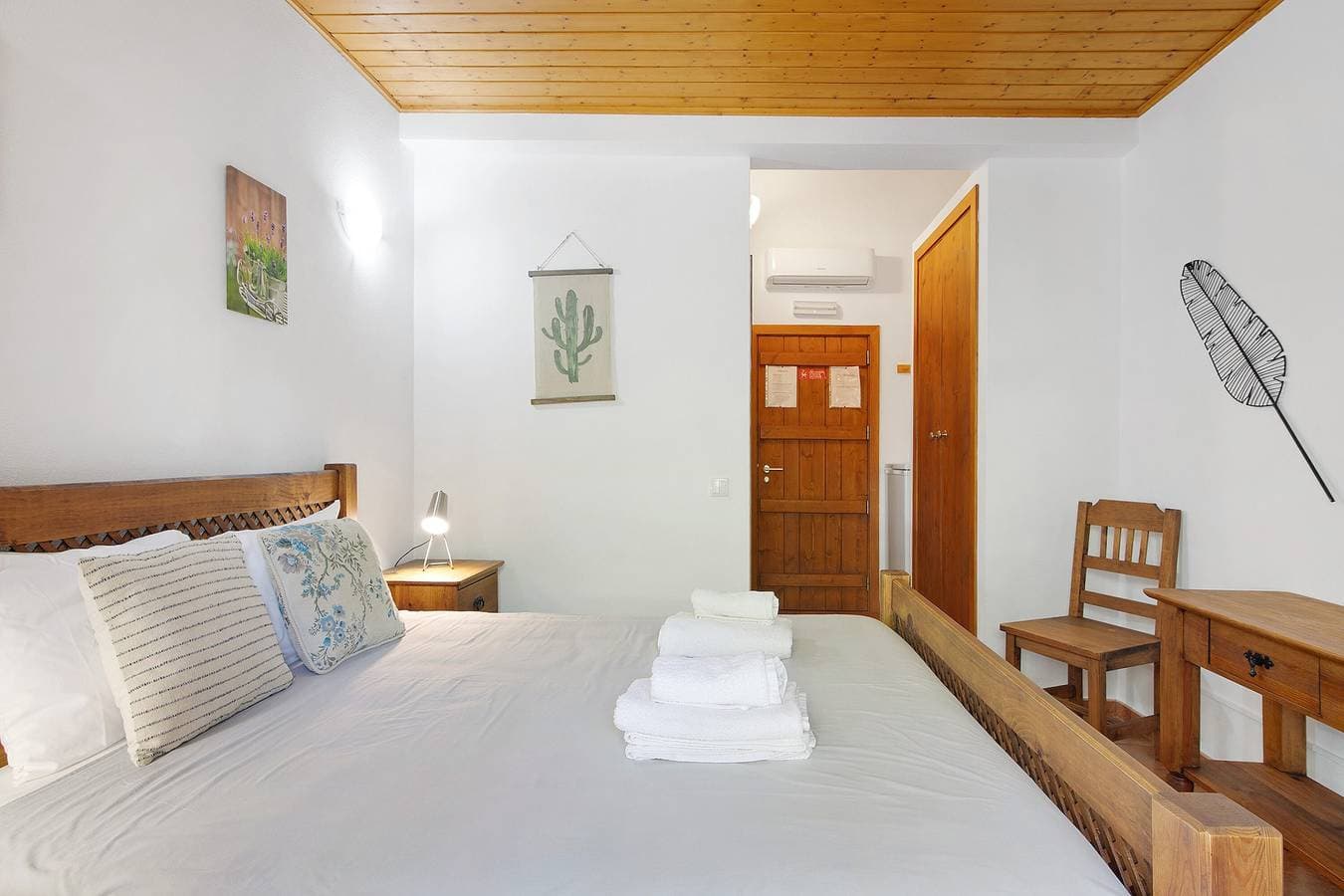 Foto 10 von 28: Landhaus Vale do Asno – Zimmer „Quarto 5“ mit Gemeinschaftspool, WLAN & Klimaanlage