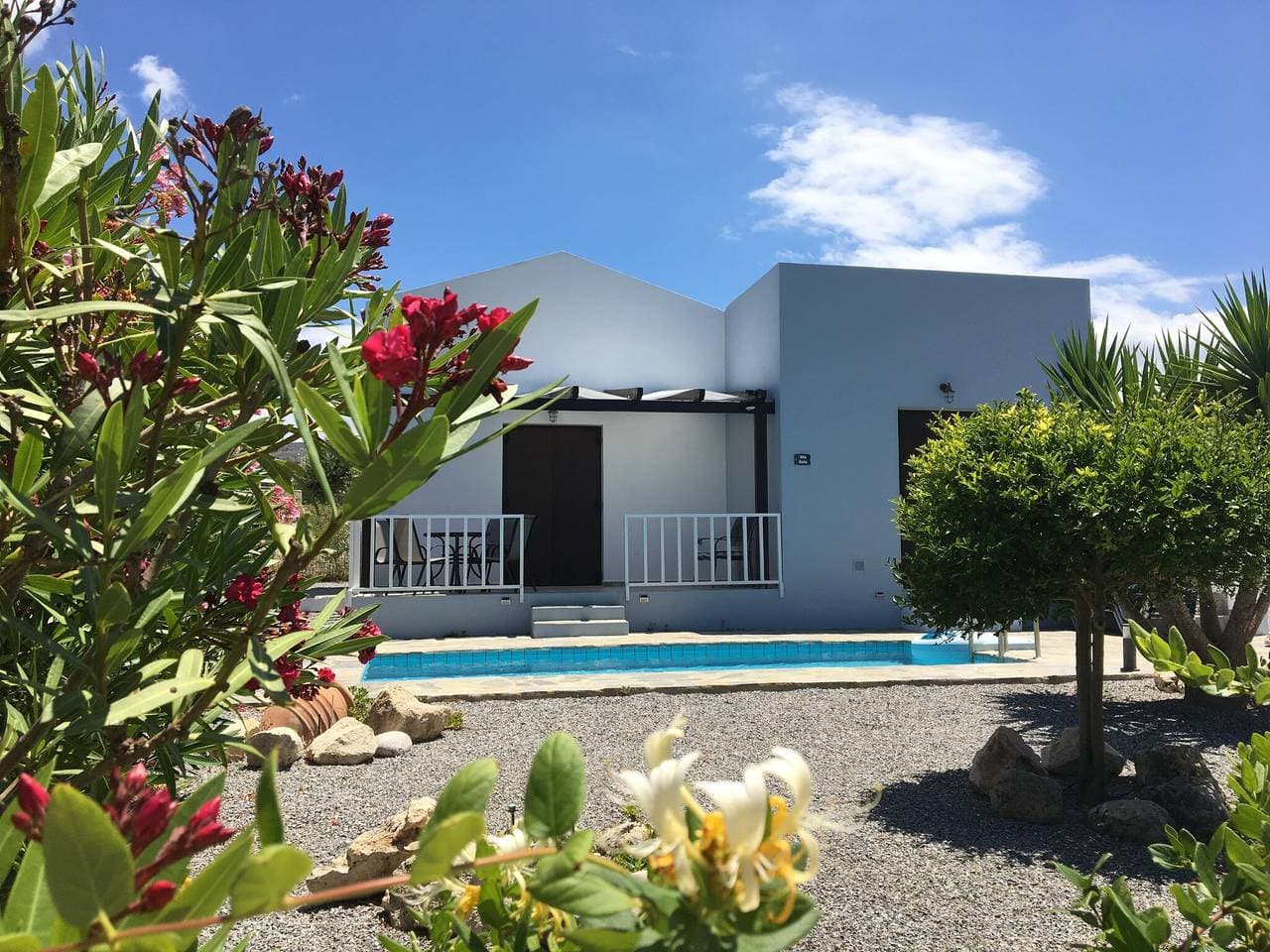Foto 12 von 58: Villa in Kirianna mit privatem Pool