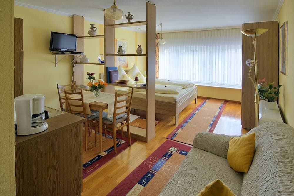 Ferienapartment \"Apotheke\" mit Weinbergblick 1