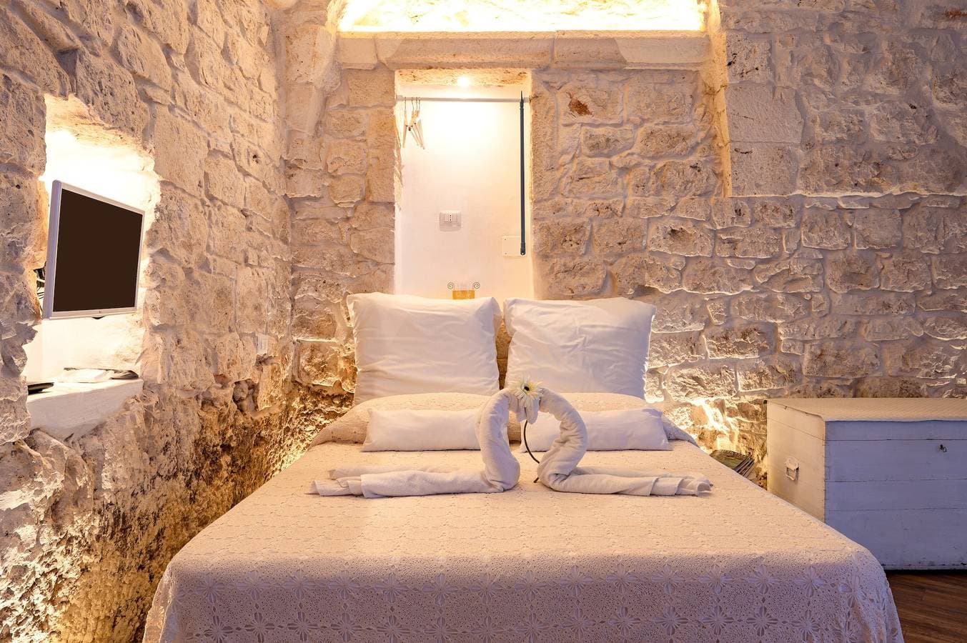 Foto 4 von 21: Ferienwohnung "Suite Nino - Ceglie Messapica" mit Privatem Innenpool, Whirlpool und WLAN