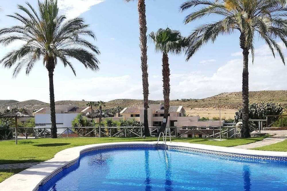 Ground Floor With Own Garden In Valle Del Este Golf!! 1